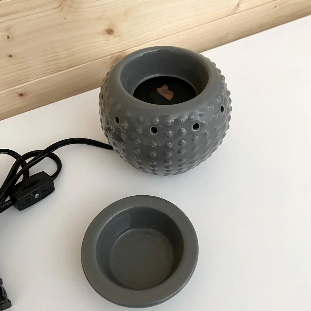 Gray Hobnail High Gloss Candle Wax Warmer Round Pacific Trade International